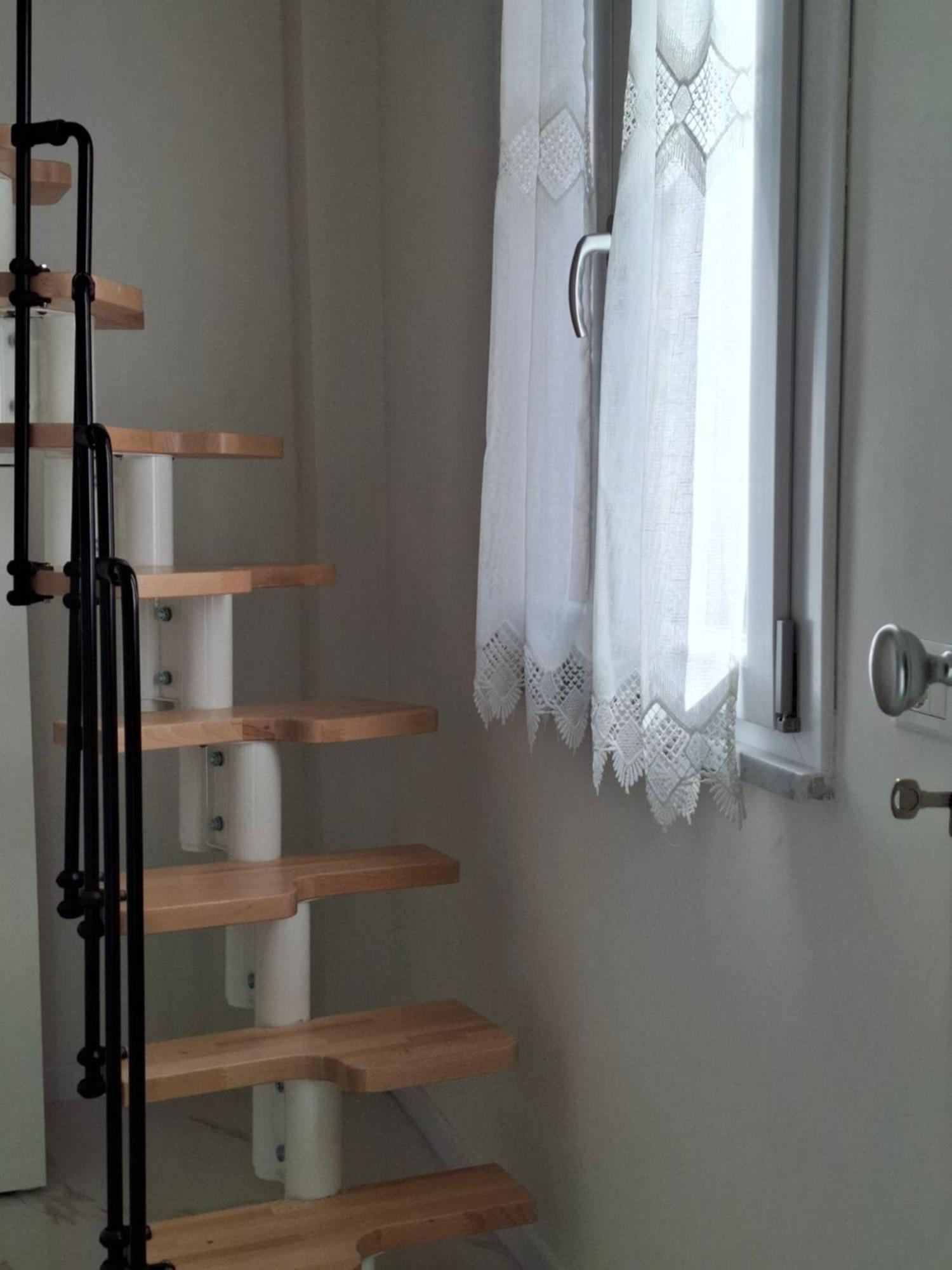 Mariam Royal Apartment & Rooms Реджо ди Калабрия Екстериор снимка